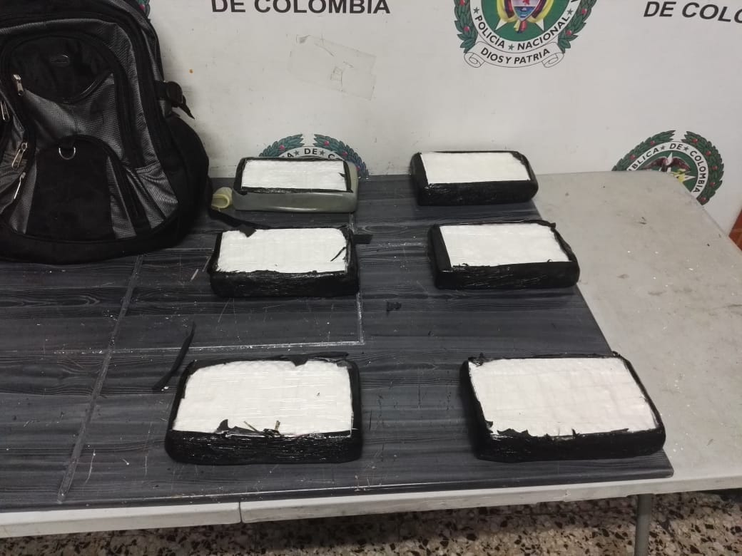 Cinco-jóvenes-fueron-capturados-transportando-cocaína-hacia-San-Andrés