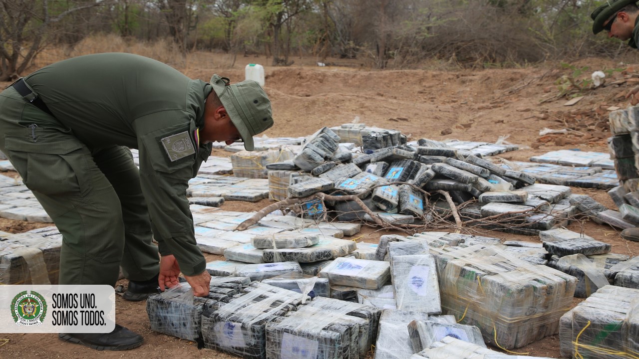 Incautamos 2,4 toneladas de clorhidrato de cocaína en La Guajira