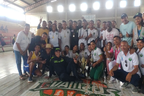 Coliseo "Eder Jhon Medina Toro" en el municipio de Riohacha