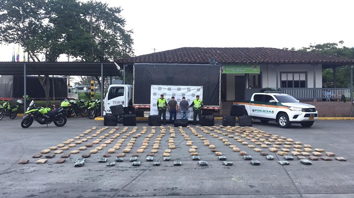 Capturamos sujetos por estupefacientes.