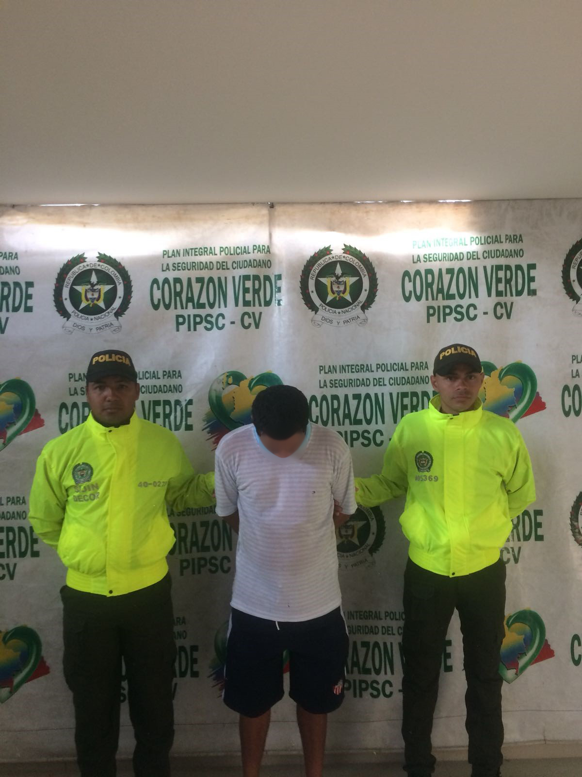 Las personas capturadas fueron dejadas a disposición de las autoridades judiciales solicitantes.