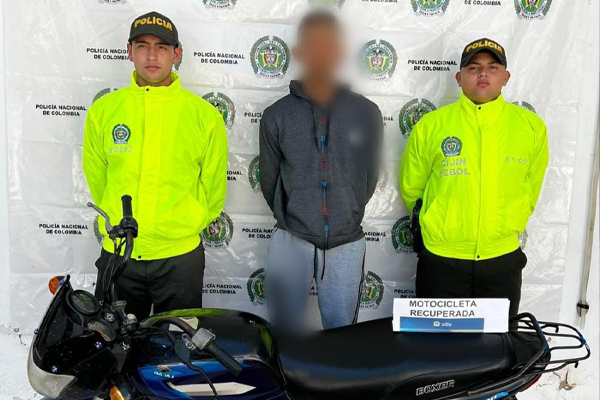 Captura por receptación y recuperación de una motocicleta.