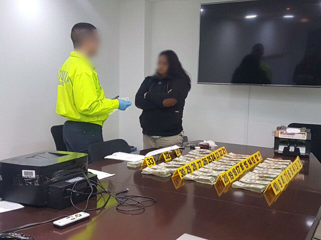 Incautados-más-de-65-mil-dólares-provenientes-de-México-en-cercanías-al-Aeropuerto-el-Dorado