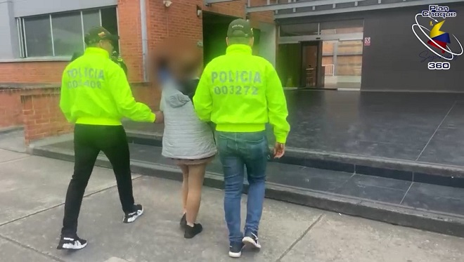 Mujer capturada en Bogotá