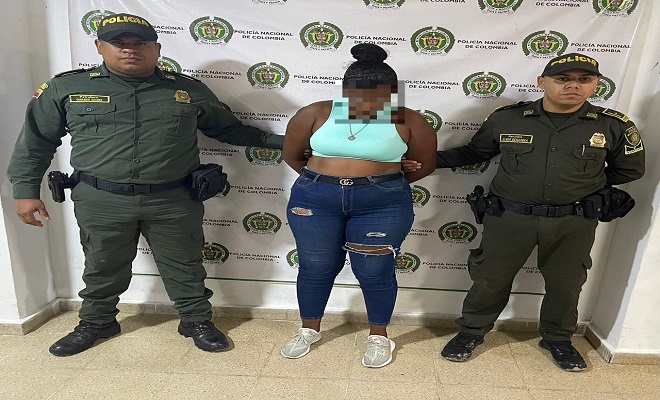 Policía Nacional captura una mujer mediante orden judicial por el delito de homicidio agravado