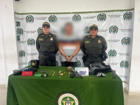 Logran la captura en flagrancia por los delitos de hurto a residencias y fabricación, tráfico o porte de armas de fuego y/o municiones