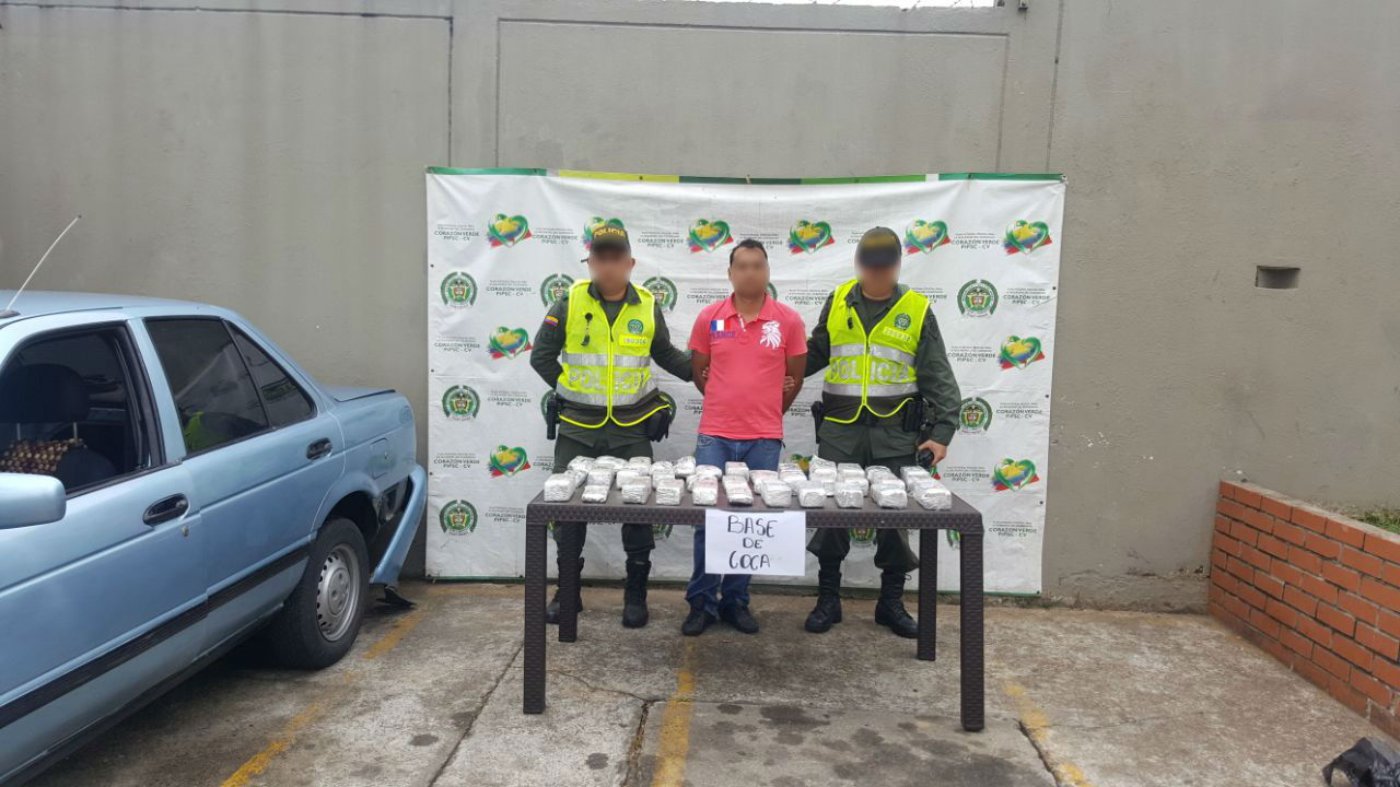 El estupefaciente venia camuflado al interior del tanque de gasolina