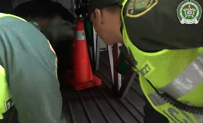 Capturado en bodega de bus con orden judicial vigente