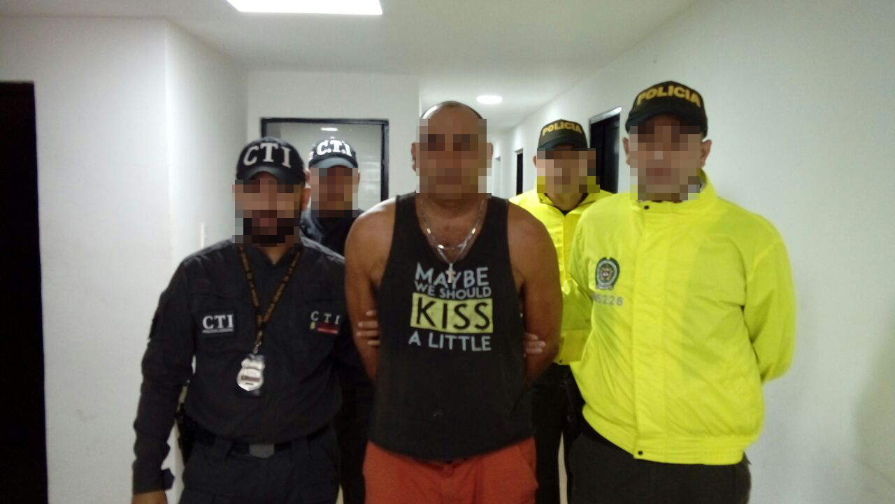 En operación conjunta el cuerpo Técnico de Investigación de la Fiscalía y la SIJIN de la Policía Nacional lograron la Captura de esta Persona.