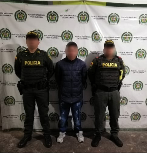 conductor presentó documentos falsos