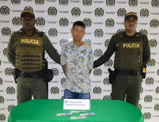 Sorprendido por la Policía con dinero falso