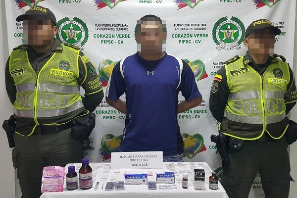 Elementos incautados para producción de droga sintética