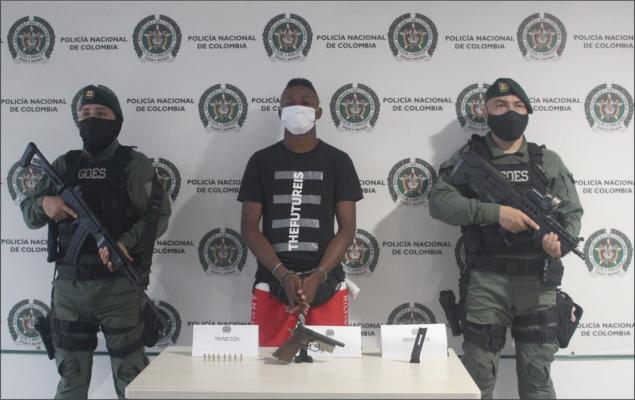 Capturado en falgrancia hombre de 18 años de edad, por el delito de porte ilegal de arma de fuego