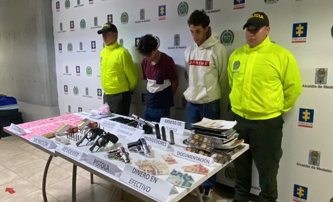 En Medellín y Bello capturados dos hombres con armas de fuego 