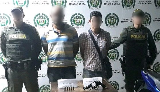 capturados-con-arma-de-fuego-ilegal-con-antecedentes-penales-por-cuatro-delitos