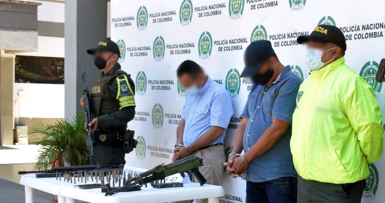 capturados-con-fusiles-y-municion-para-los-mismos