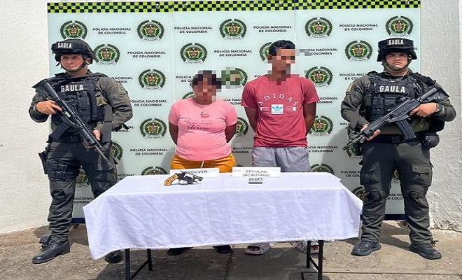 GAULA de la Policía Nacional capturó alias ‘La Gorda’ y ‘Lázaro’ por el delito de extorsión y porte ilegal de armas