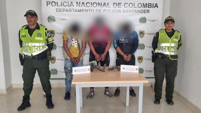 Capturados por el delito de porte ilegal de frente.