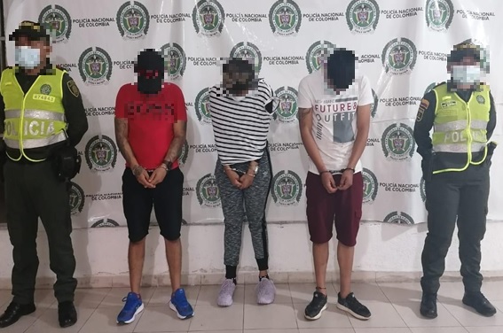 Capturamos-a-dos-hombres-y-una-mujer-por-hurto-millonario-en-Pueblo-Bello