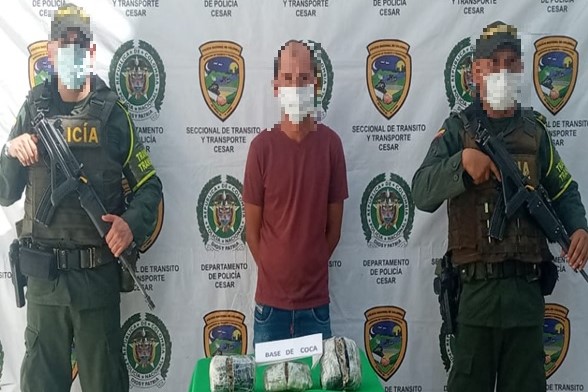 Capturamos-a-una-persona-con-mil-850-dosis-de-base-de-coca-al-sur-del-Cesar