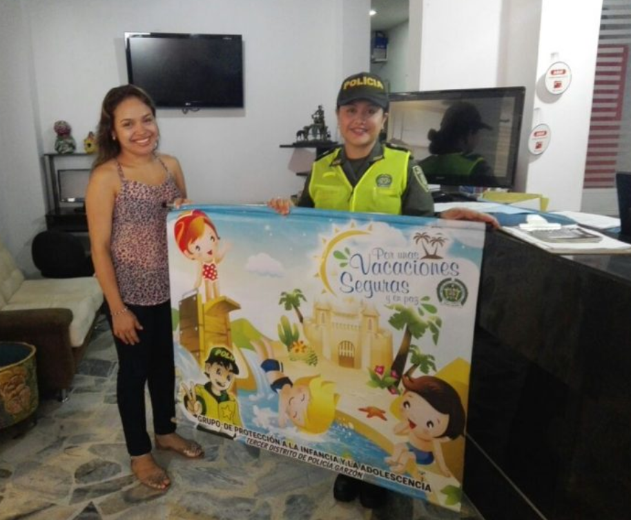  cartel_vacaciones_seguras