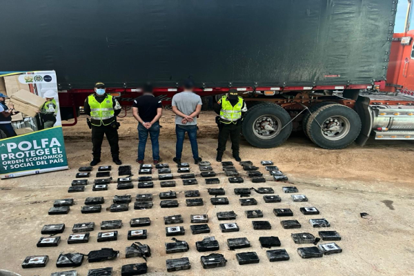 Dos hombres capturados e incautación de droga 