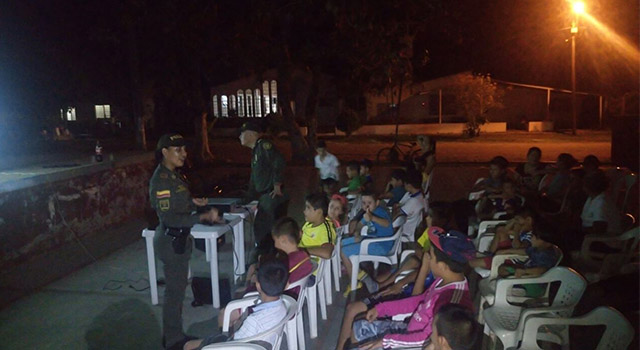 La Policía Nacional-llega con-‘Cine al parque’-a los municipios del Meta