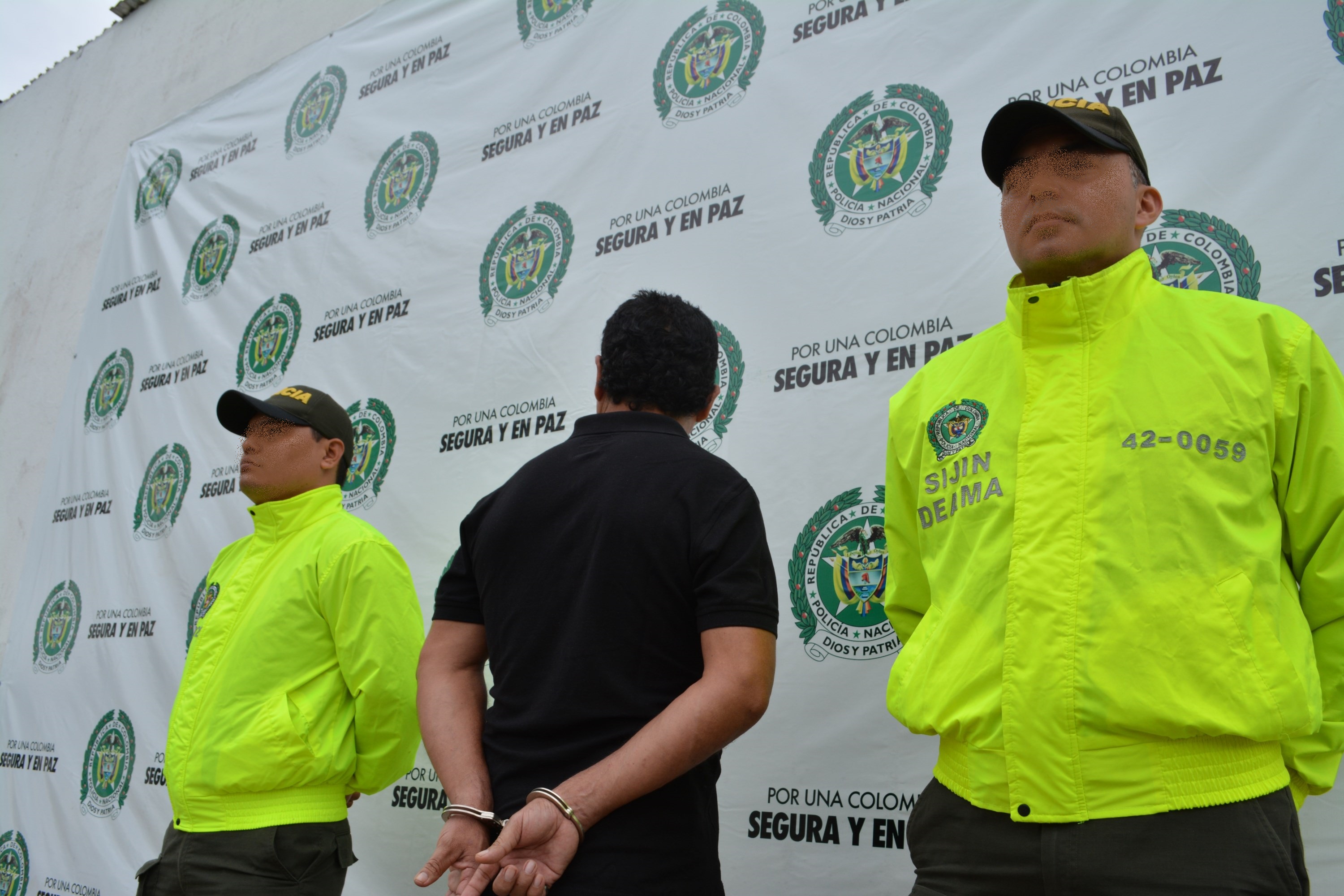 Capturado por circular roja INTERPOL