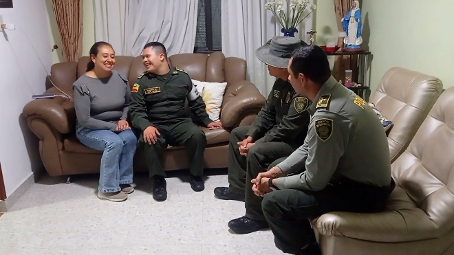 fue llevado a conocer las instalaciones y dependencias del cuarto distrito de policía Málaga