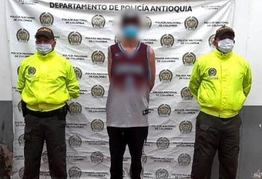 cumplimiento a una orden de registro y allanamiento 