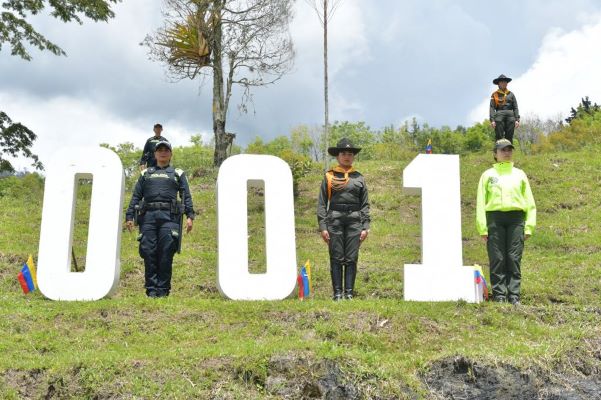 curso 001 de patrulleros de policía 