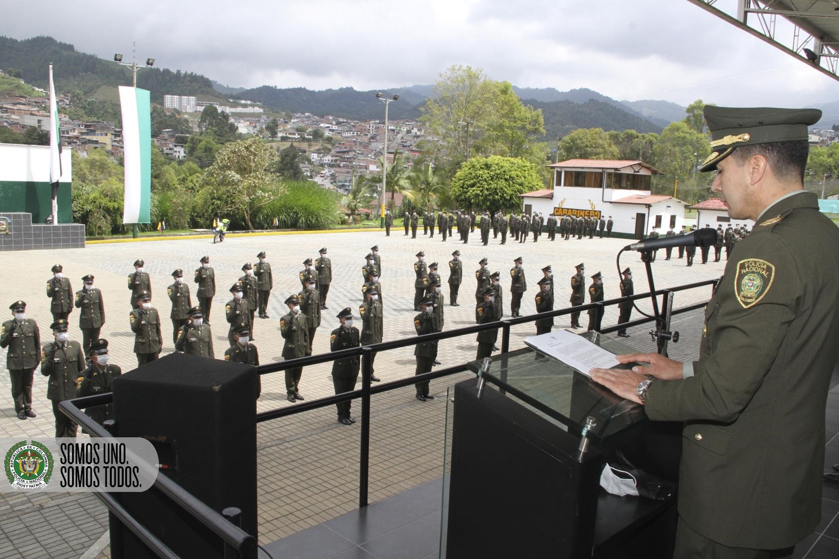 Señor Coronel Heberth Noe Mejía realiza juramento curso 056 graduandos a  patrulleros