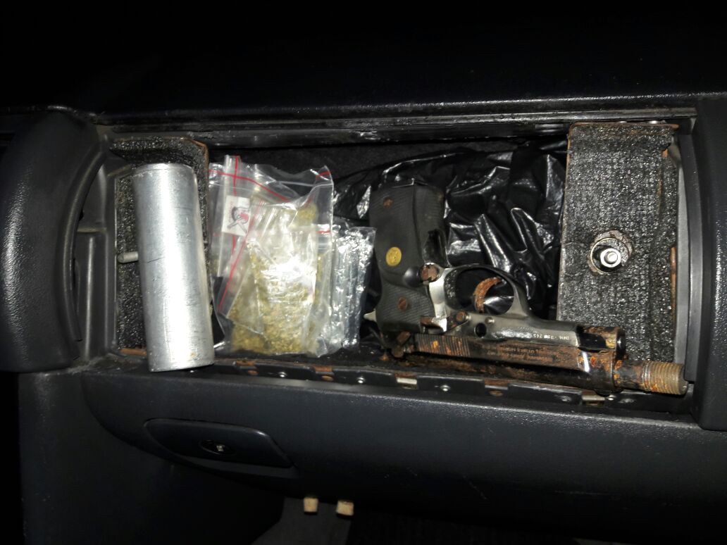 Novedosas-caletas-para-ocultar-droga-y-armamento-1