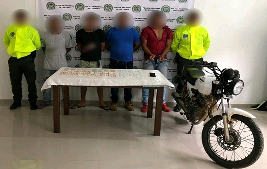 En las diligencias de registro y allanamientos fueron capturadas cuatro personas