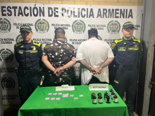 Capturados con 100 mililitros de ketamina, 6 bolsas con “Tuci”, 27 pastillas de éxtasis