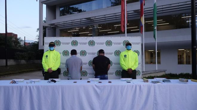 Captura de dos personas