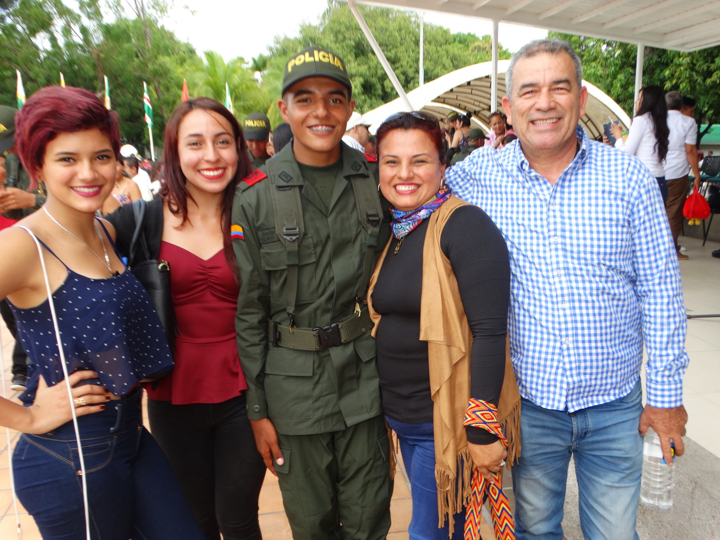 Ceremonia juramento de bandera  Auxiliares de Policía