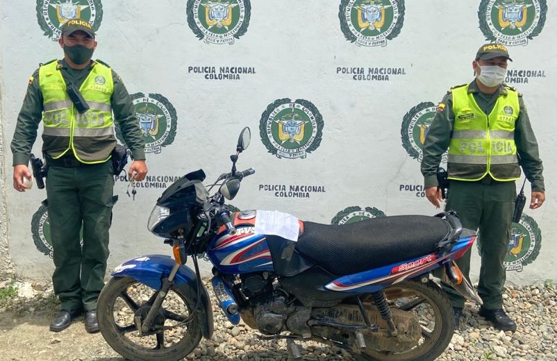 recuperamos-motocicleta-que-habia-sido-hurtada