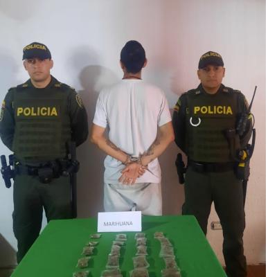 En Barcelona un hombre es capturado por porte de estupefacientes  