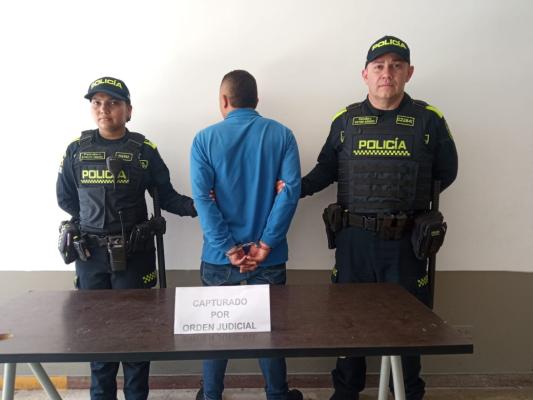 En-Medellín-un-hombre-es-capturado-por-el-delito-de-homicidio