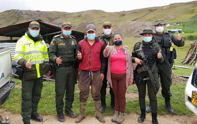 En_Berlín_los_policías_trabajan_junto_a_los_agricultores_para_comercializar_sus_productos_1