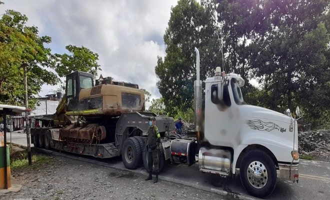 En el municipio de Unión Panamericana incautamos maquinaria amarilla