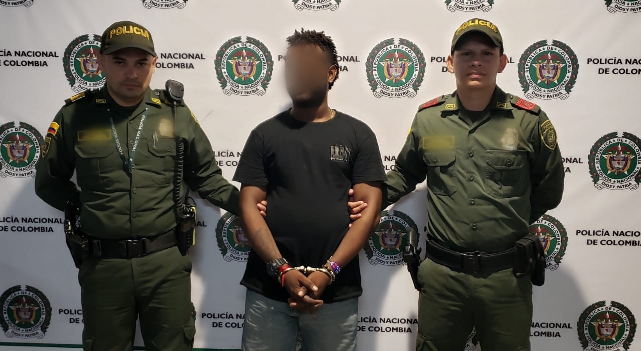 En flagrancia fue capturado hombre  por el delito de hurto