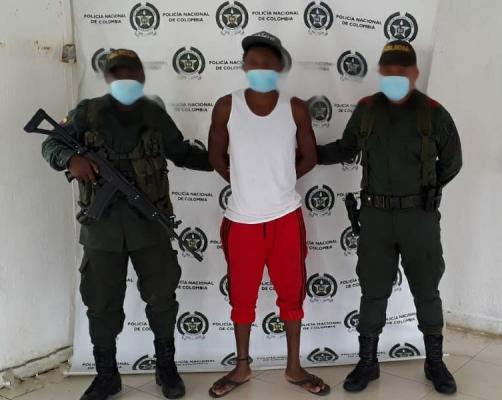 En planes de control lo capturamos, es requerido por violencia intrafamiliar agravada.