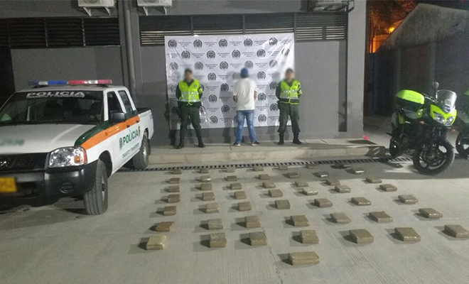 En-vías-del-Meta-la Policía Nacional-descubre-droga-camuflada-entre-víveres