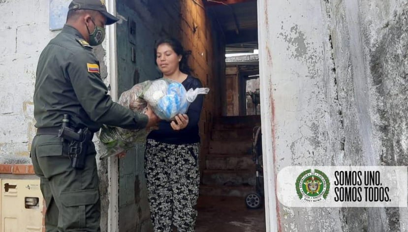 Llegamos a hogares vulnerables para entregar mercados donados por campesinos