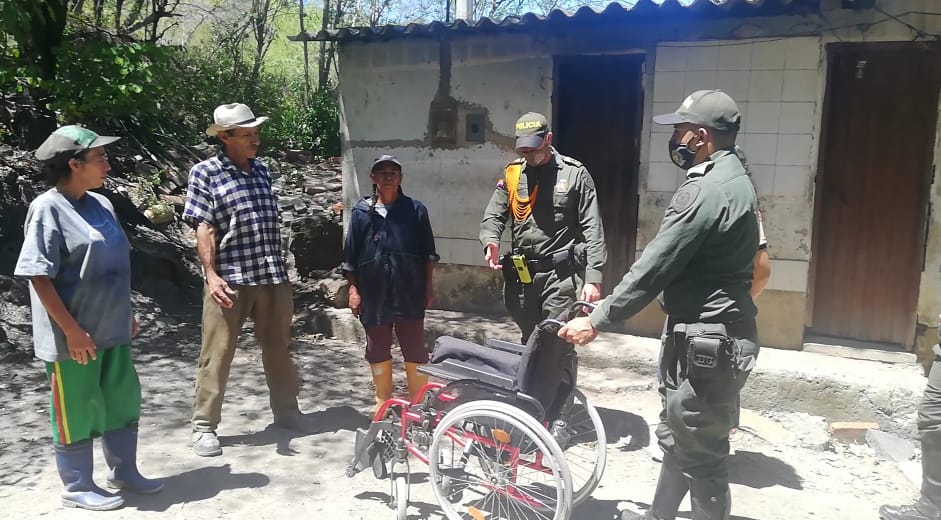 Entrega_Silla_De_Ruedas_1