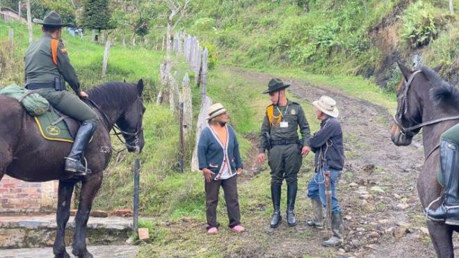 entrevistas con los propietarios y administradores