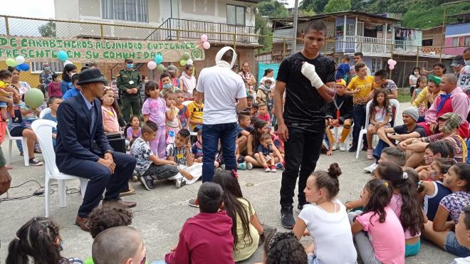 Estudiantes de la ESAGU protagonizaron personas quemadas por la pólvora, narraron la historia y sus consecuencias., 