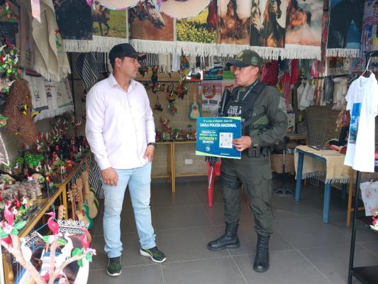 Escanea el QR de GAULA Policía